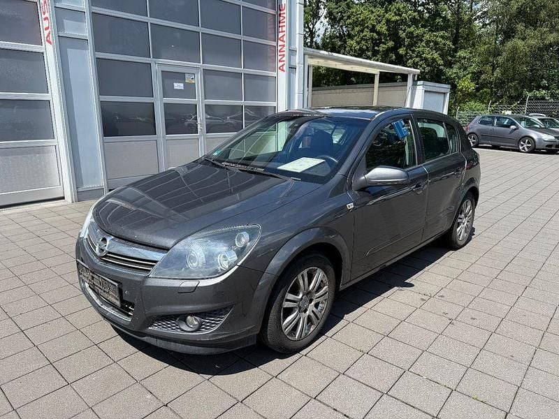 Gebraucht Opel Astra Innovation 110 PS (80 kW) 2009 Grau Limousine