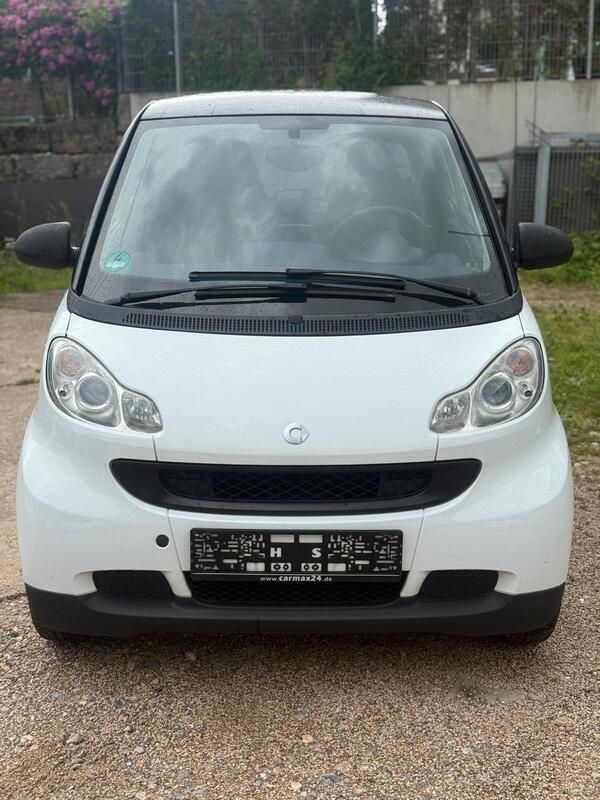 Weiß Gebraucht 2011 Smart ForTwo Coupé Kleinwagen | 2.899 € (Superpreis) - Bild 1/4