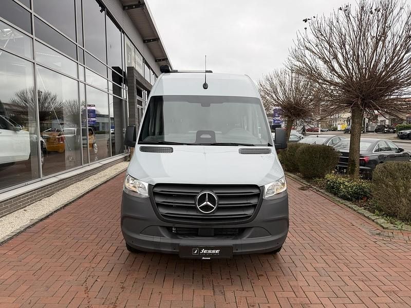 Gebraucht Mercedes Sprinter 170 PS (125 kW) 2024 Silber metallic Van