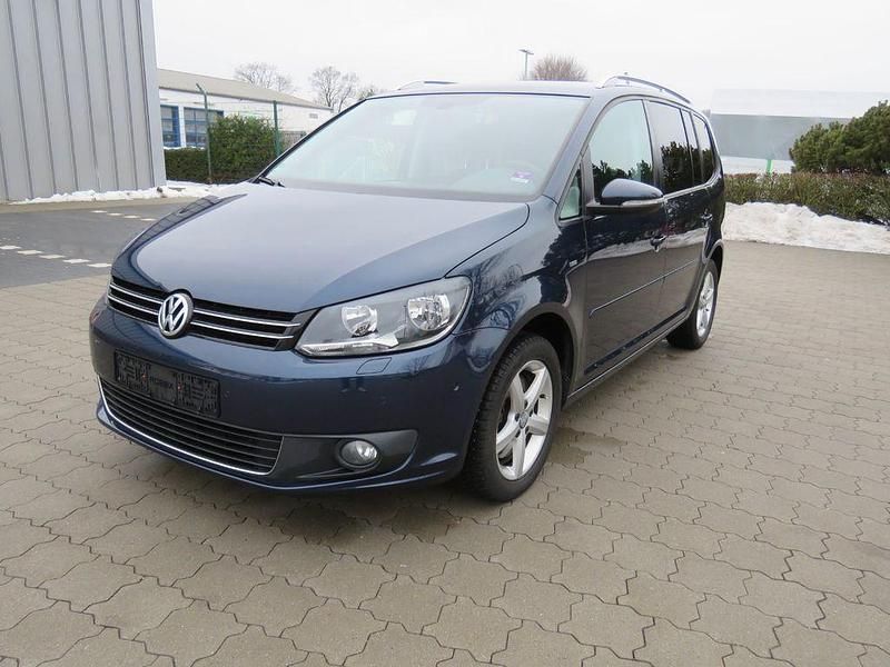 Gebraucht VW Touran Cup 140 PS (102 kW) 2014 Blau Van / Kleinbus