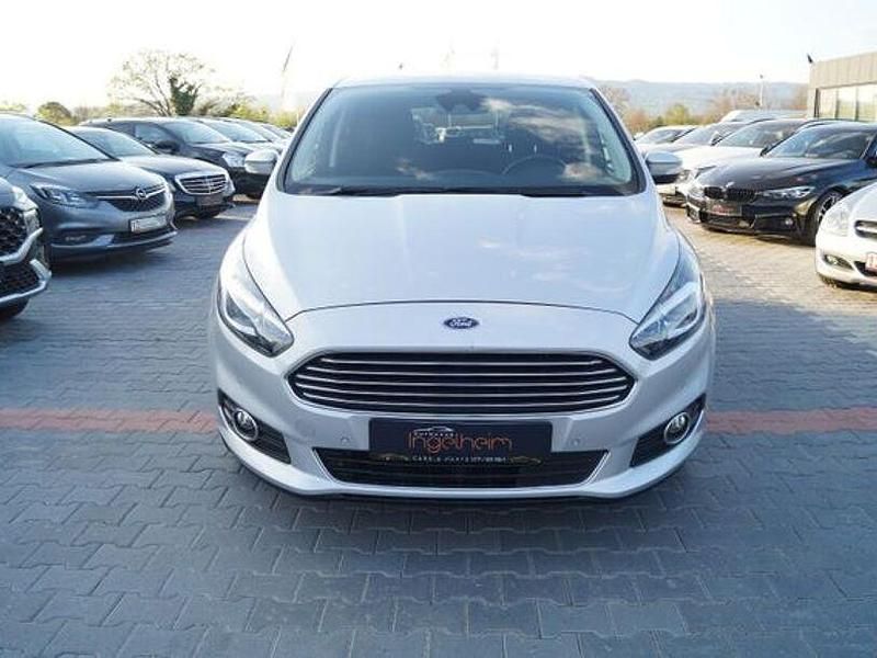 Gebraucht Ford S-MAX Titanium 239 PS (175 kW) 2018 Silber Van / Kleinbus