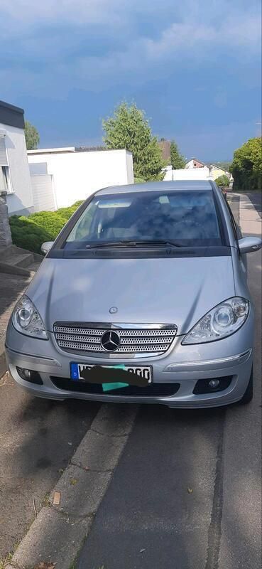 Silber Gebraucht 2008 Mercedes A200 Limousine | 2.333 € (Superpreis) - Bild 1/4
