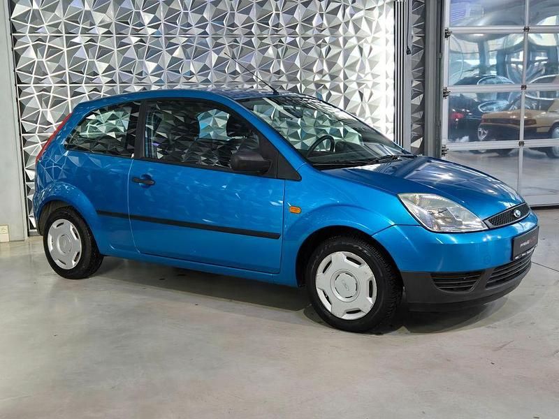 Gebraucht Ford Fiesta 69 PS (50 kW) 2004 Blau Limousine