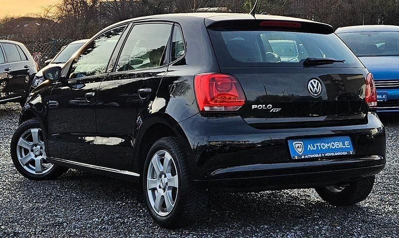 Gebraucht VW Polo Trendline 60 PS (44 kW) 2012 Schwarz Limousine