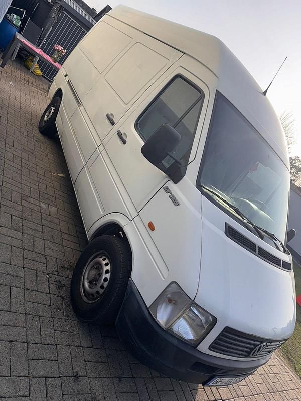 Gebraucht VW LT 109 PS (80 kW) 2004 Weiß Van / Kleinbus