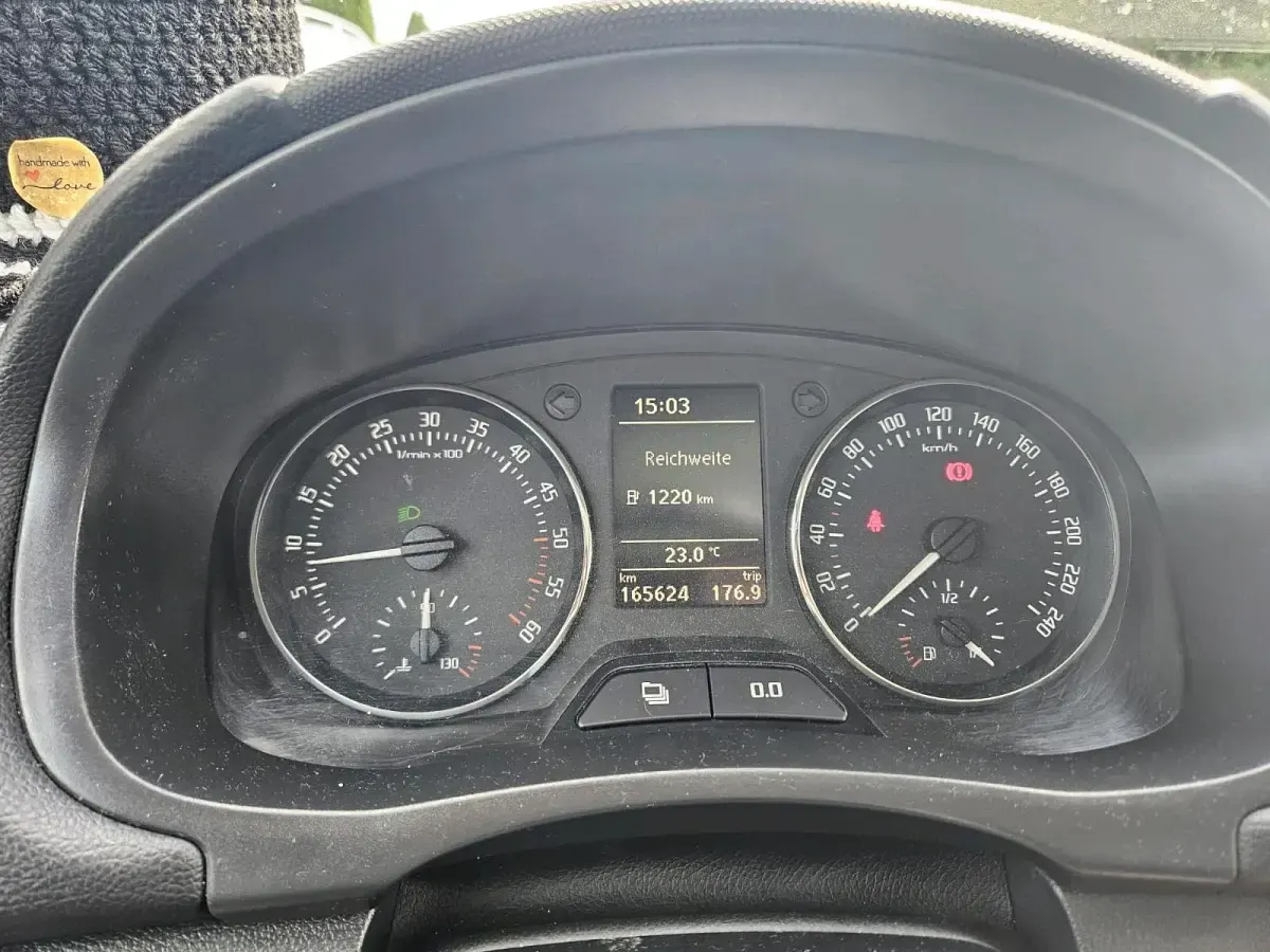 Gebraucht Skoda Roomster 105 PS (77 kW) 2011 Gold Van / Kleinbus