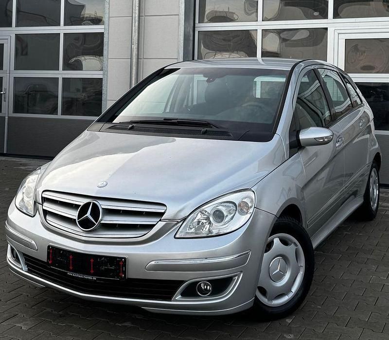 Silber Gebraucht 2006 Mercedes B170 Van / Kleinbus | 5.799 € (Fairer Preis) - Bild 1/4