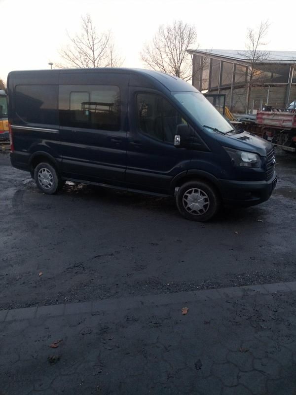 Second-hand Ford Transit 130 CP (95 kW) 2017 Albastru Monovolum