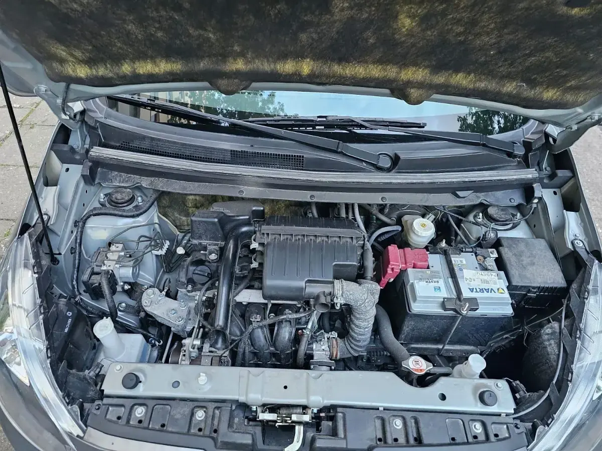 Gebraucht Mitsubishi Space Star Top 80 PS (58 kW) 2018 Grau Kleinwagen