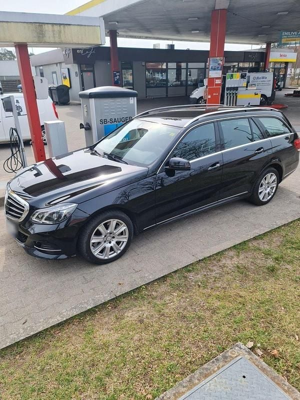 Second-hand Mercedes E400 333 CP (244 kW) 2013 Negru Break