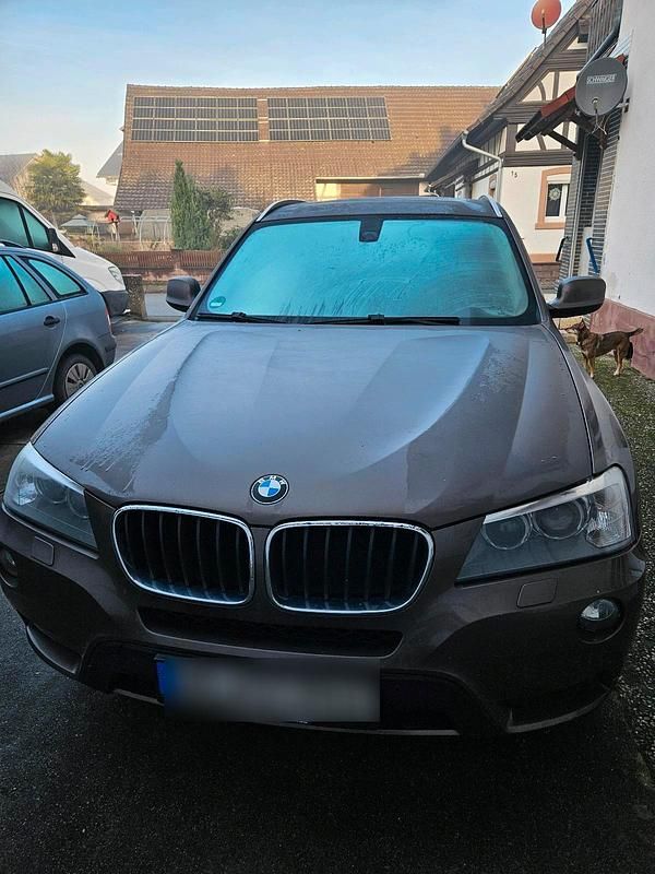 Braun Gebraucht 2013 BMW X3 SUV | 12.000 € (Fairer Preis) - Bild 1/4