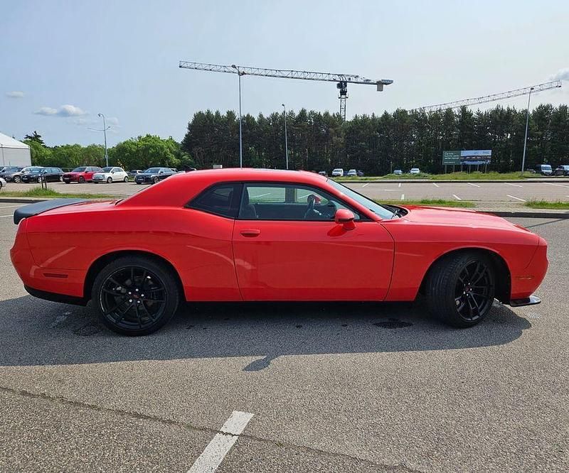 Brugt Dodge Challenger 305 HK (224 kW) 2021 Orange Coupe