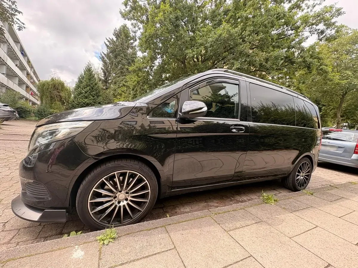 Gebraucht Mercedes V250 190 PS (139 kW) 2015 Schwarz Van / Kleinbus