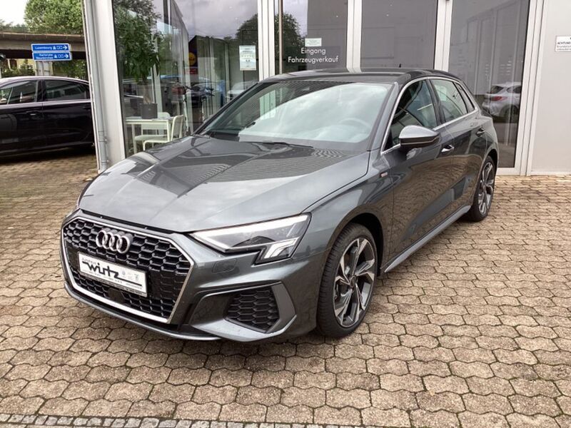 Grau Gebraucht 2024 Audi A3 S-Line Limousine | 35.950 € (Fairer Preis) - Bild 1/4