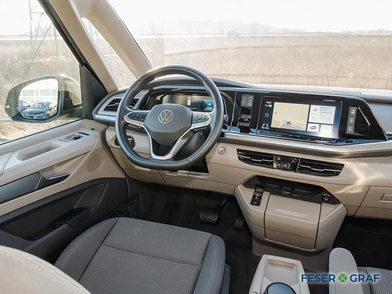 Gebraucht VW Multivan Life 204 PS (150 kW) 2023 Deep black perleffekt Van