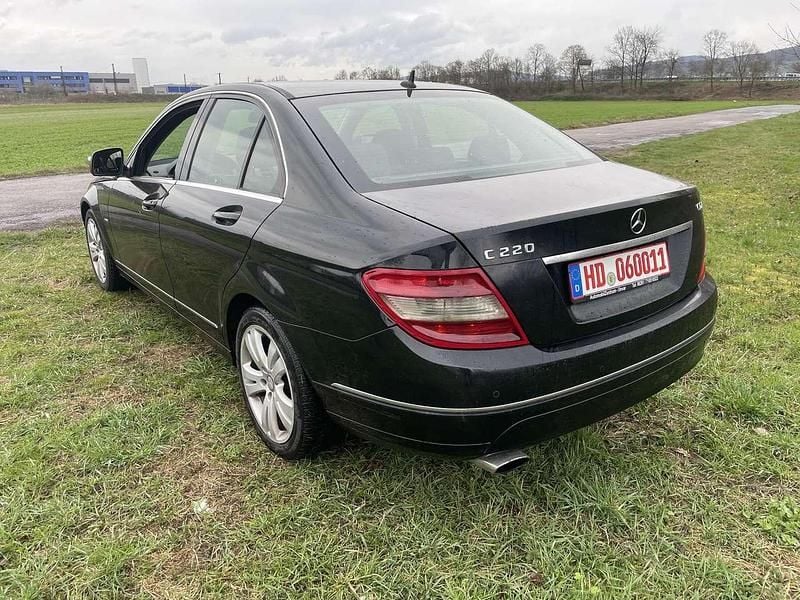 Gebraucht Mercedes C220 170 PS (125 kW) 2008 Obsidianschwarz  metalliclack Limousine