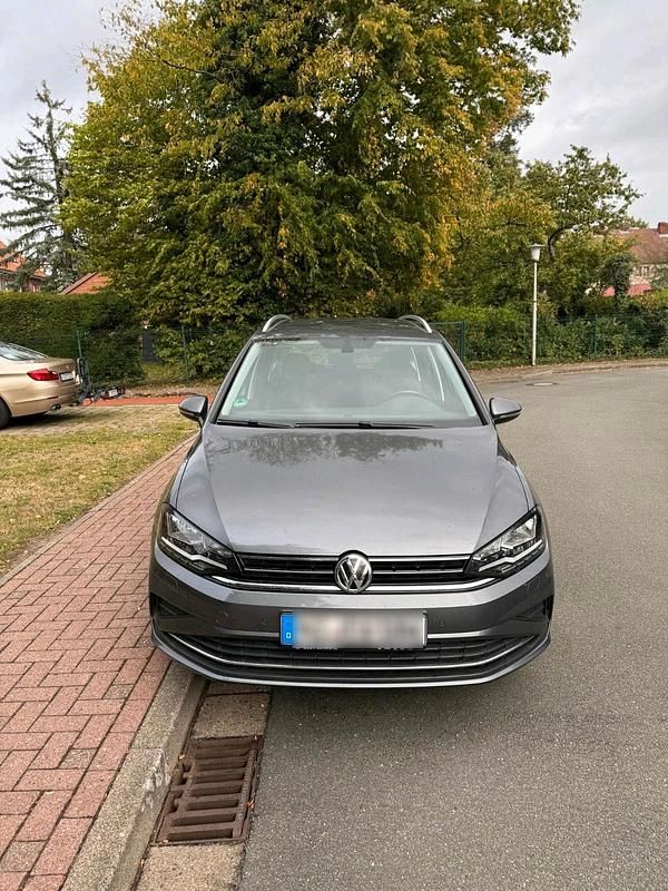 Gebraucht VW Golf 115 PS (84 kW) 2020 Grau Van / Kleinbus