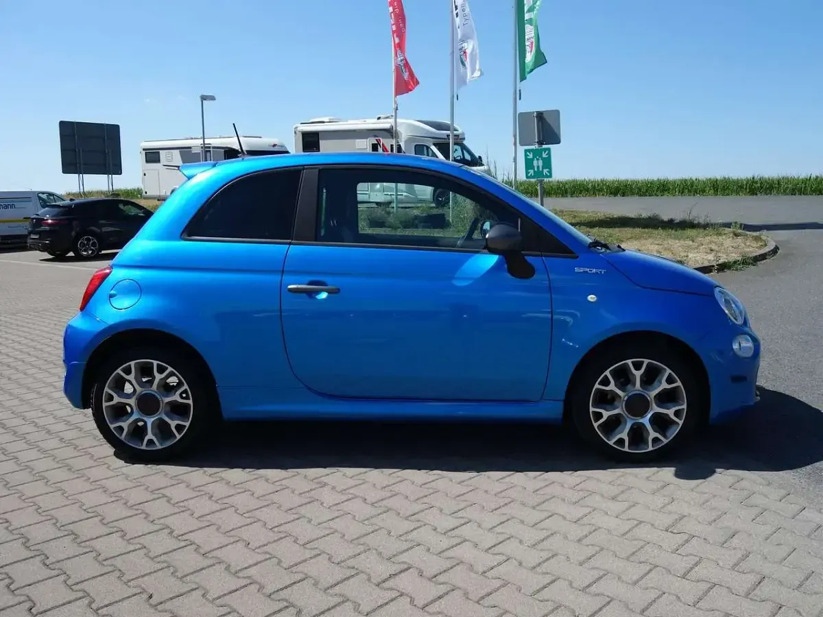 Gebraucht Fiat 500 Sport 69 PS (50 kW) 2021 Italia blau Kleinwagen