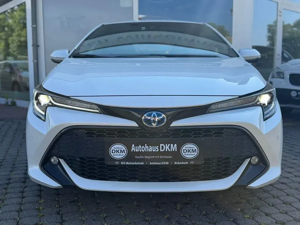 Brugt Toyota Corolla 98 HK (72 kW) 2022 Hvid Sedan