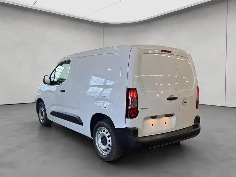 Neu Opel Combo 131 PS (96 kW) 2026 Weiß Van