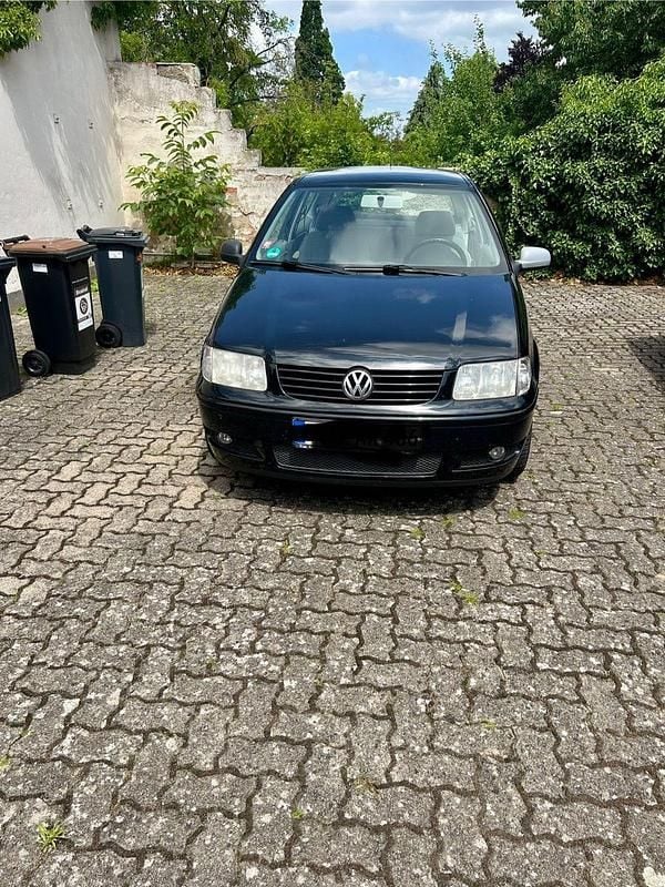 Schwarz Gebraucht 2001 VW Polo Edition Limousine | 1.300 € (Fairer Preis) - Bild 1/4