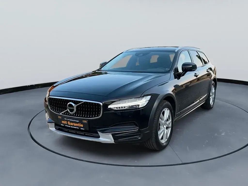 Gebraucht Volvo V90 CC 235 PS (172 kW) 2017 Schwarz Kombi