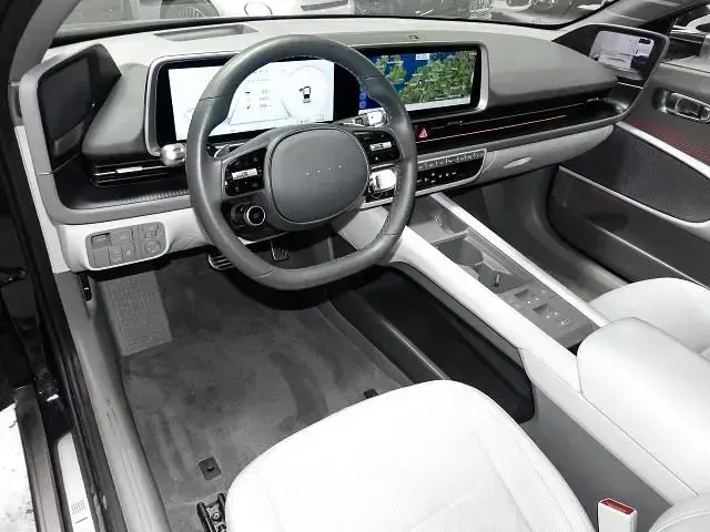 Gebraucht Hyundai Ioniq 6 167 kW (228 PS) 2025 Biophillic blue pearl / mic Limousine