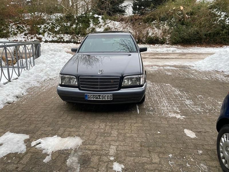 Gebraucht Mercedes S320 231 PS (169 kW) 1995 Schwarz Limousine
