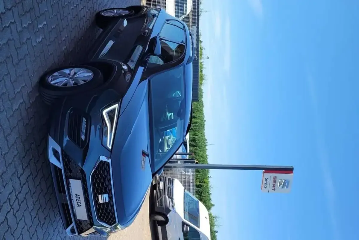 Gebraucht Seat Ateca Style 110 PS (80 kW) 2023 "camouflage" gr]n SUV