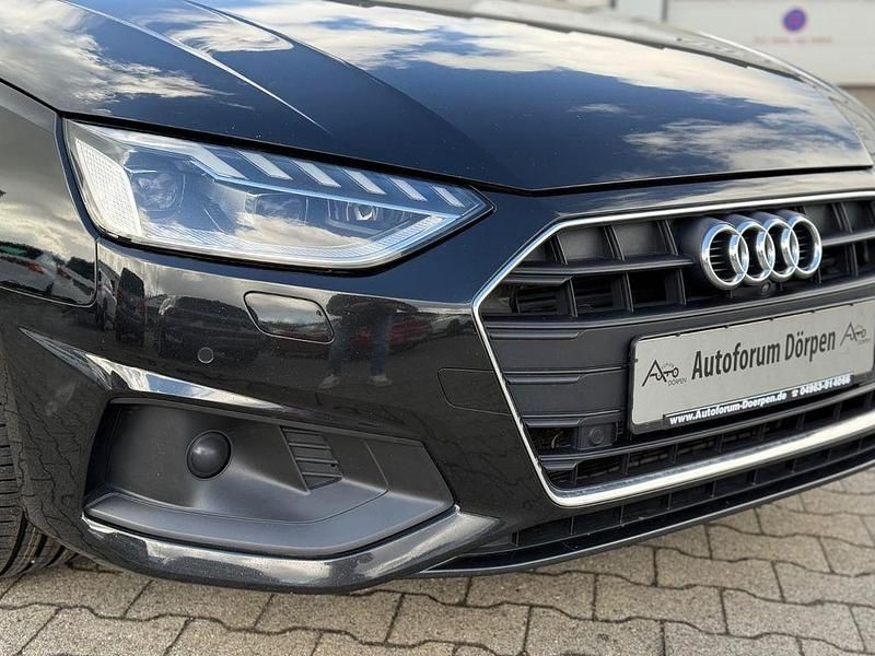 Gebraucht Audi A4 Ambiente 204 PS (150 kW) 2023 Schwarz Kombi