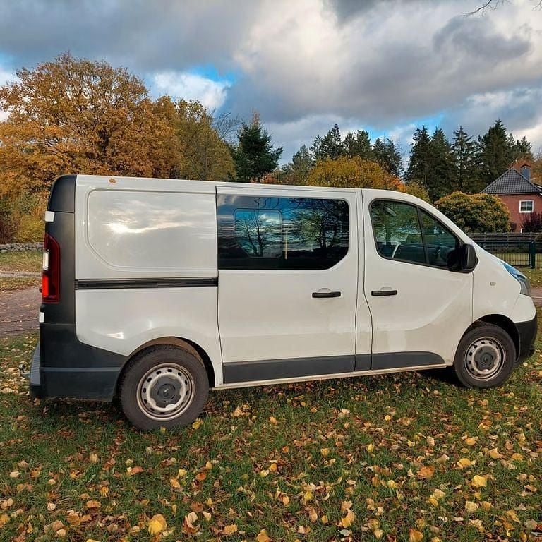 Gebraucht Renault Trafic 145 PS (106 kW) 2021 Weiß Van / Kleinbus