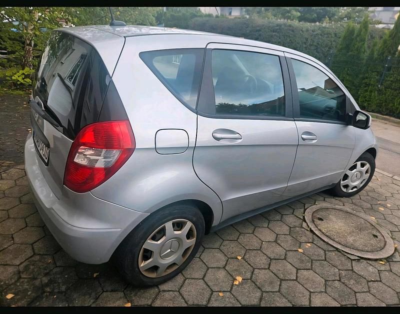 Silber Gebraucht 2008 Mercedes A150 SUV | 1.200 € (Superpreis) - Bild 1/4