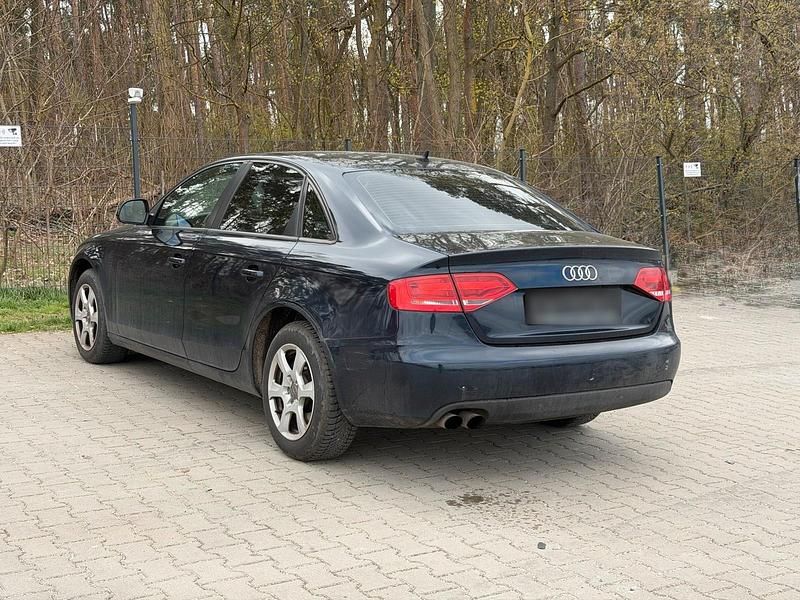 Gebraucht Audi A4 160 PS (117 kW) 2008 Blau Limousine