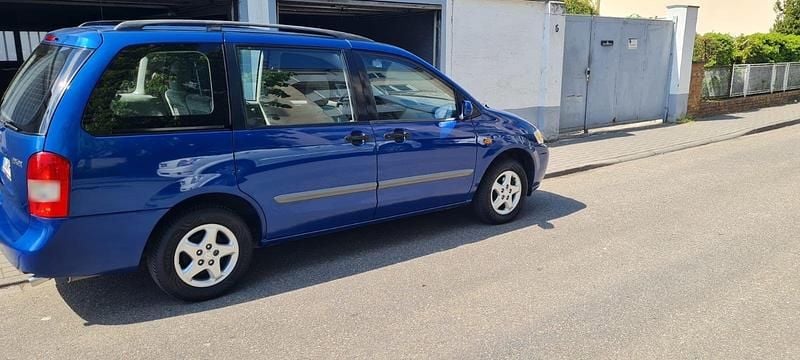 Second-hand Mazda MPV 163 CP (119 kW) 2000 Albastru Monovolum