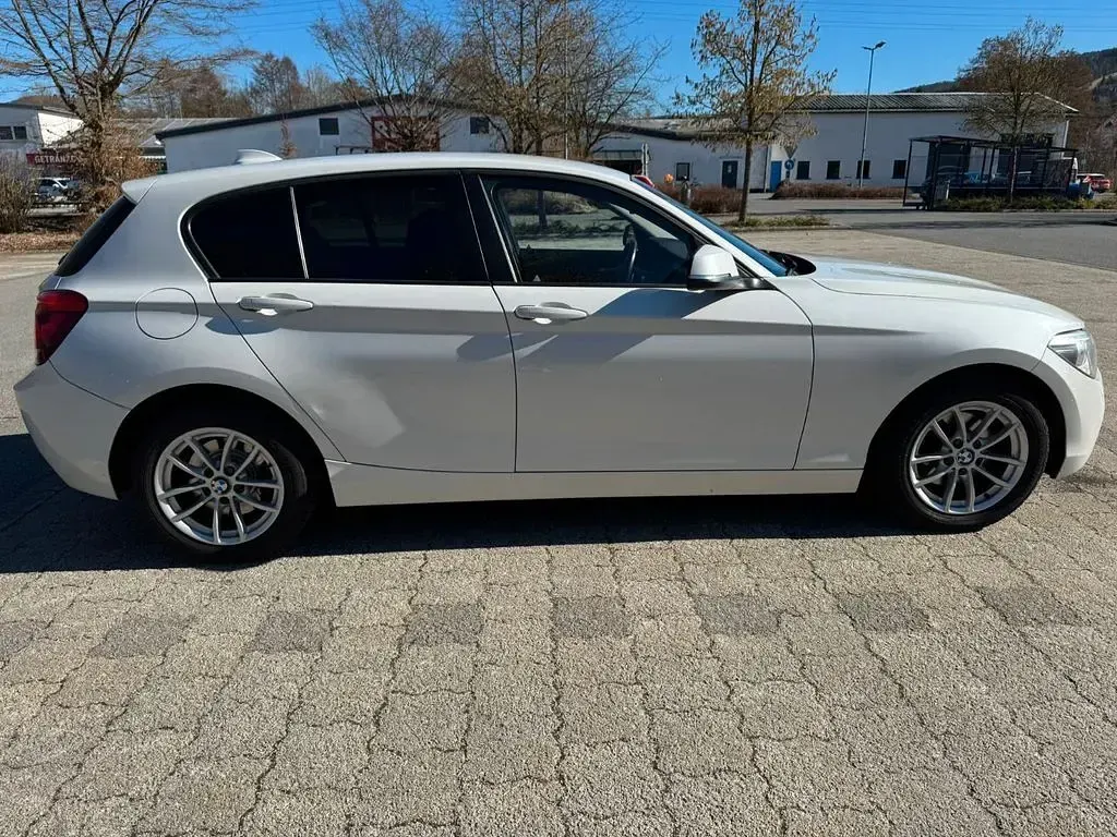 Używany BMW 120 Performance 184 KM (135 kW) 2013 Biały Hatchback