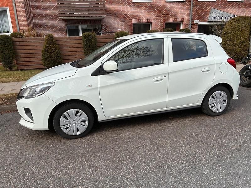 Gebraucht Mitsubishi Space Star 71 PS (52 kW) 2020 Weiß Kleinwagen
