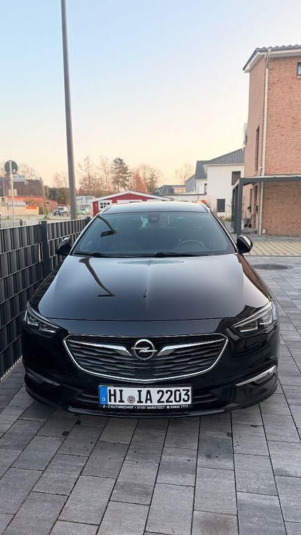 Gebraucht Opel Insignia Innovation 209 PS (153 kW) 2019 Schwarz Kombi