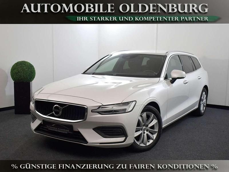 Weiß Gebraucht 2021 Volvo V60 Momentum Kombi | 22.899 € (Guter Preis) - Bild 1/3