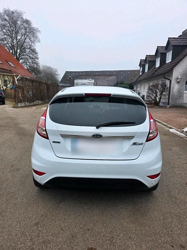 Gebraucht Ford Fiesta ST-Line 125 PS (91 kW) 2017 Weiß Kleinwagen