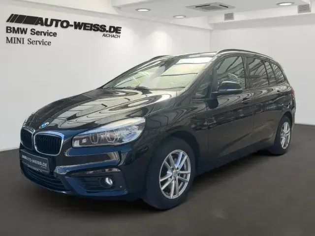 Schwarz ii (schwarz) Gebraucht 2015 BMW 218 Gran Tourer Sport Line Van / Kleinbus | 16.800 € (Etwas zu teuer) - Bild 1/4