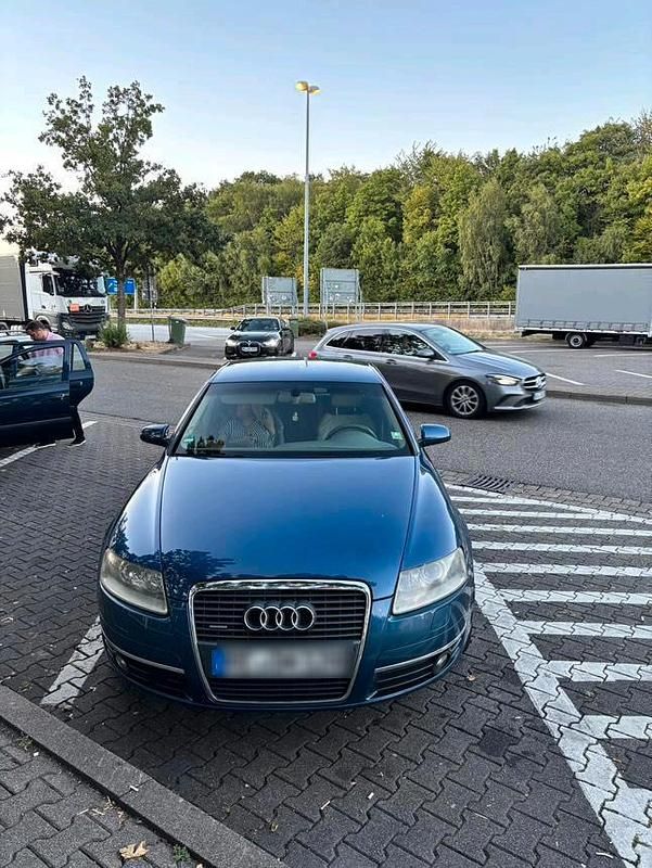 Blau Gebraucht 2004 Audi A6 Limousine | 2.800 € (Etwas zu teuer) - Bild 1/4