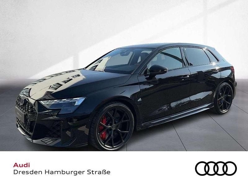 Mythosschwarz metallic Neu 2025 Audi RS3 Kleinwagen | 84.839 € (Teuer) - Bild 1/4