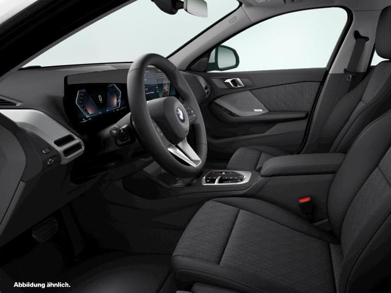 Weiß Gebraucht 2024 BMW 120 Kleinwagen | 30.760 € (Superpreis) - Bild 1/2