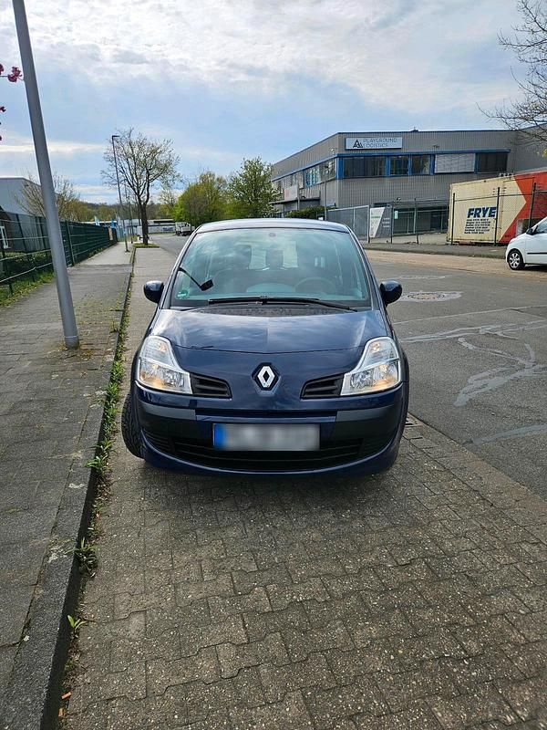 Second-hand Renault Modus 75 CP (55 kW) 2009 Albastru Monovolum