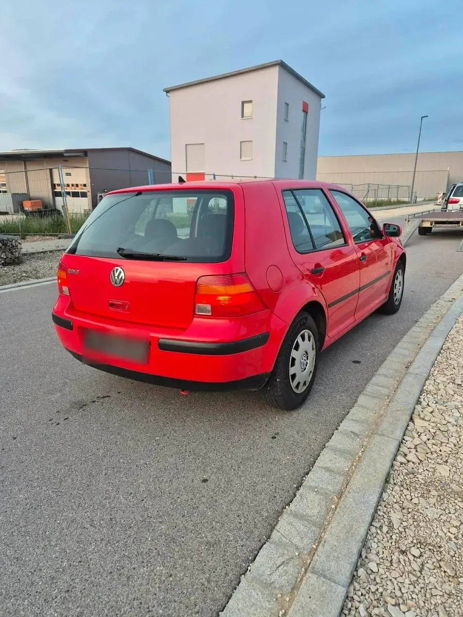 Gebraucht VW Golf III 75 PS (55 kW) 1999 Rot Kleinwagen