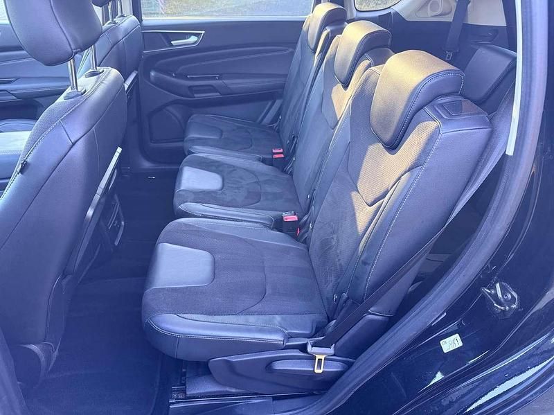 Używany Ford S-MAX Business Edition 150 KM (110 kW) 2017 Czarny Minivan