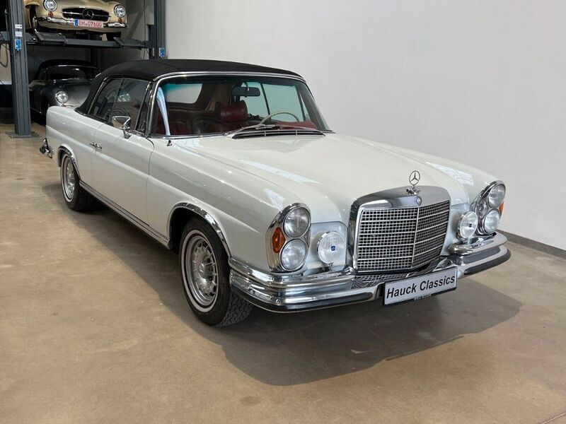 Weiß Gebraucht 1969 Mercedes 280 SE Cabrio | 179.000 € - Bild 1/4