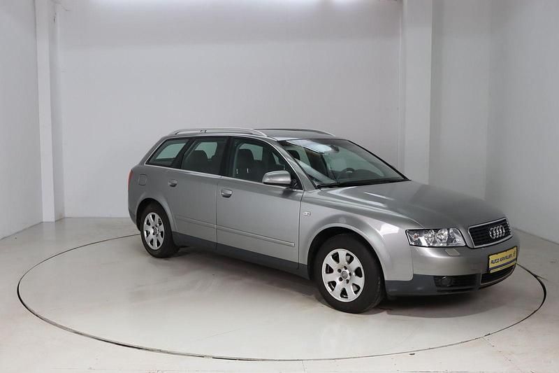 Gebraucht Audi A4 Comfort 150 PS (110 kW) 2002 Silber Kombi