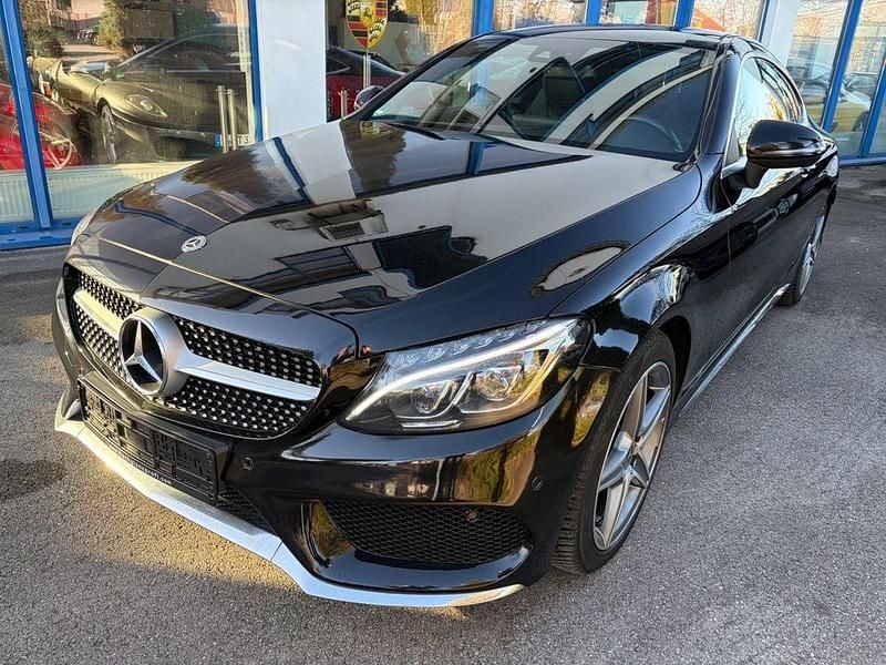 Schwarz Gebraucht 2017 Mercedes C250 AMG line Coupé | 16.900 € (Fairer Preis) - Bild 1/4