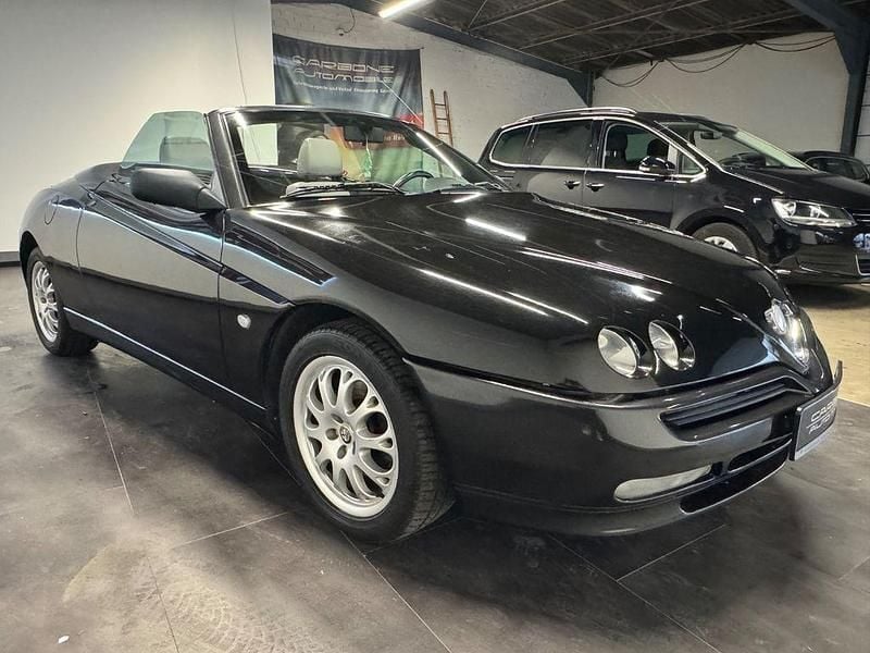 Gebraucht Alfa Romeo Spider 150 PS (110 kW) 2002 Schwarz rockabilly/pergusa/bod Cabrio